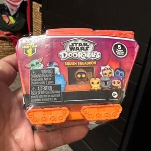 Disney Star Wars Doorables Squish Squadron Toy - Orange, Purple, Blue